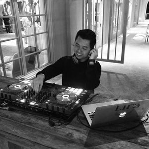 Meet your Posher, Derek